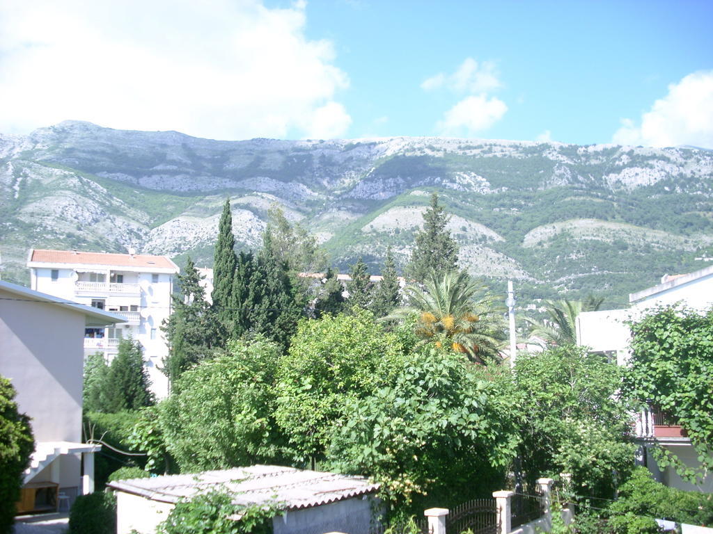 Apartments Lazarevic Сутоморе Екстер'єр фото