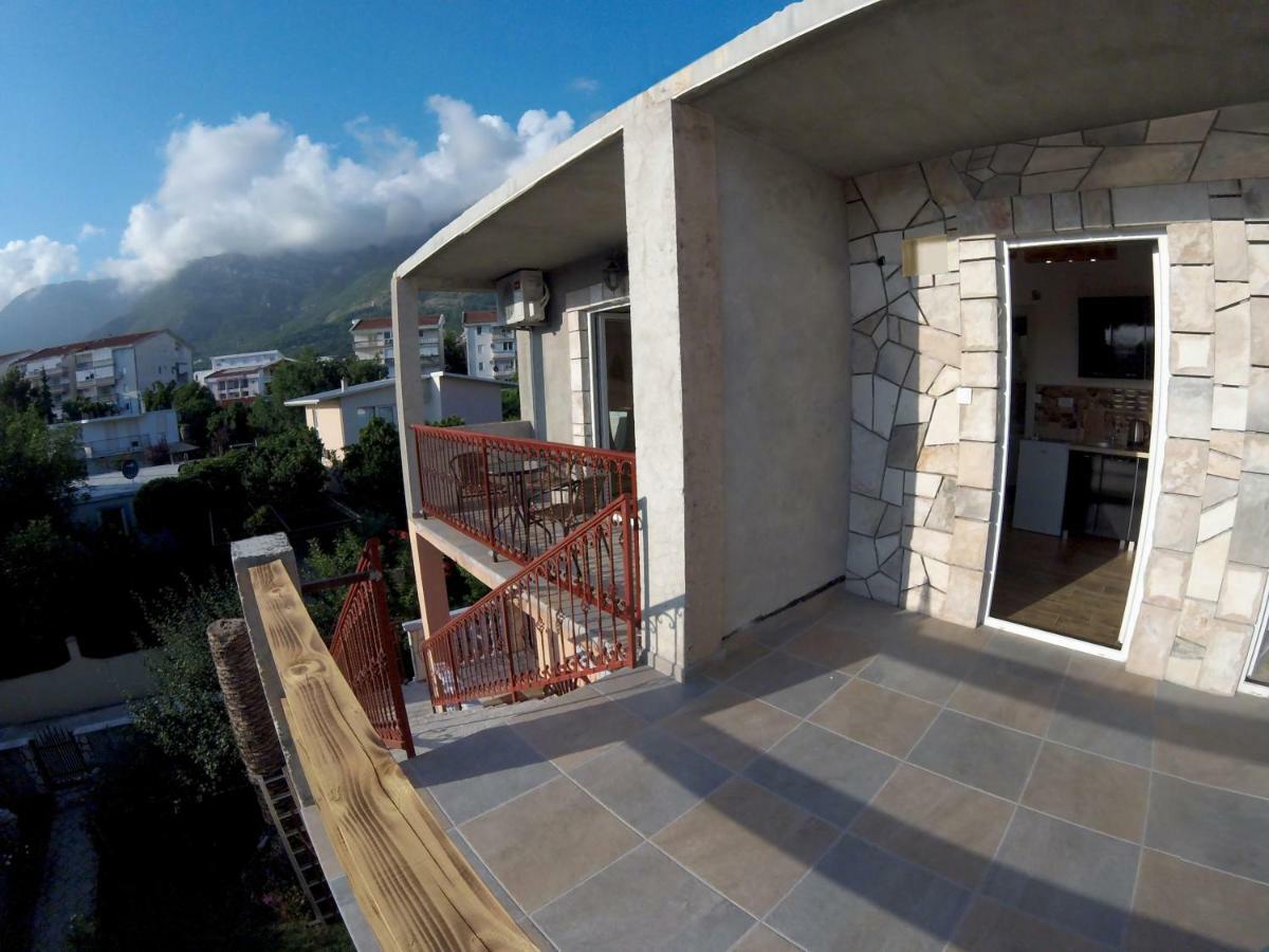 Apartments Lazarevic Сутоморе Екстер'єр фото